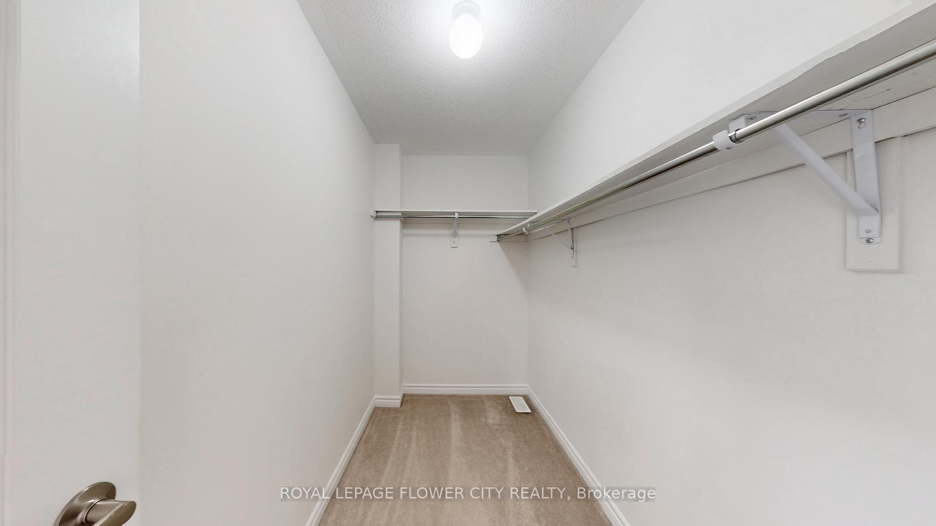 Photo 15 of 23 Faders Drive, Brampton, Northwest Brampton — HOMEH