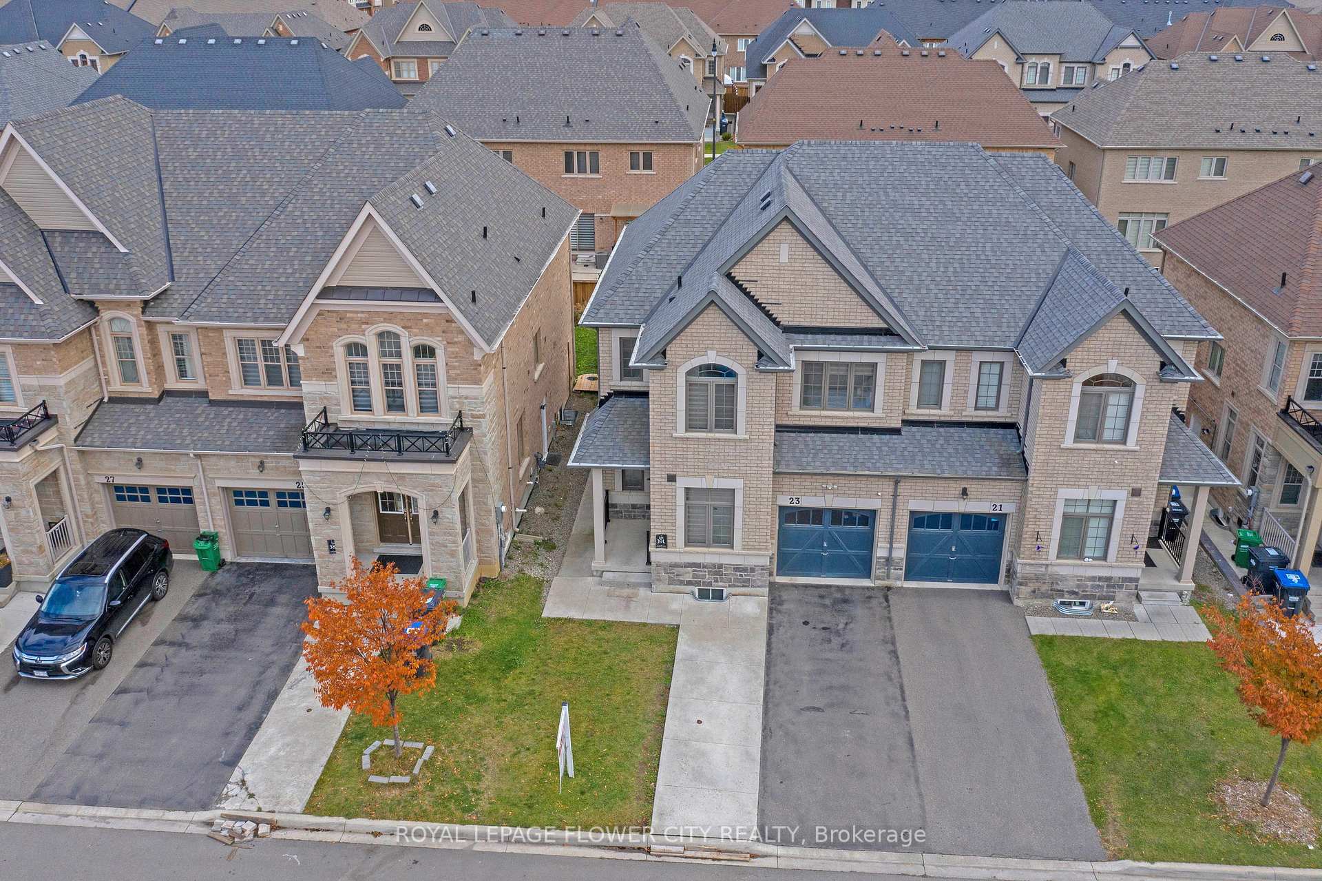 Photo 32 of 23 Faders Drive, Brampton, Northwest Brampton — HOMEH