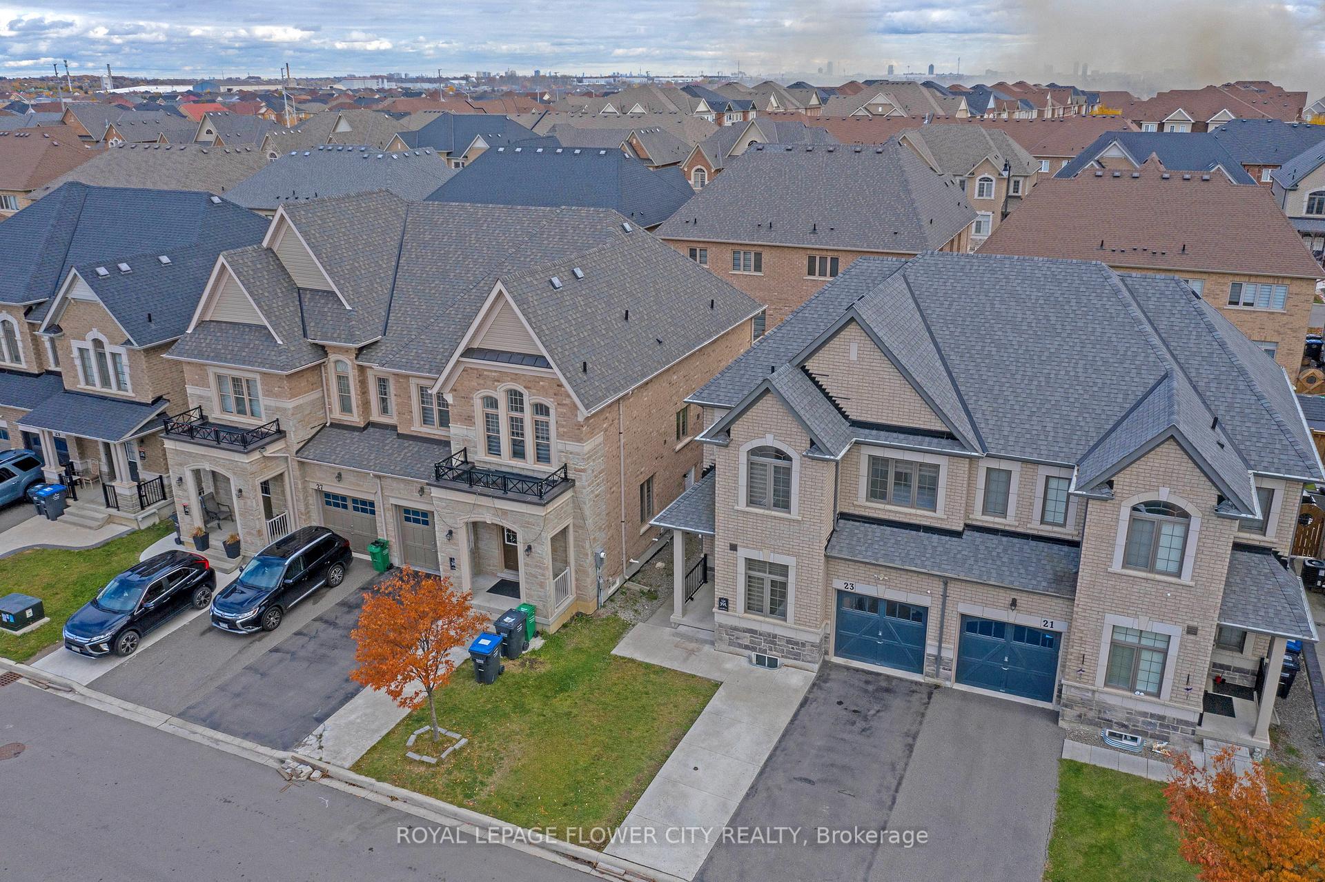 Photo 33 of 23 Faders Drive, Brampton, Northwest Brampton — HOMEH
