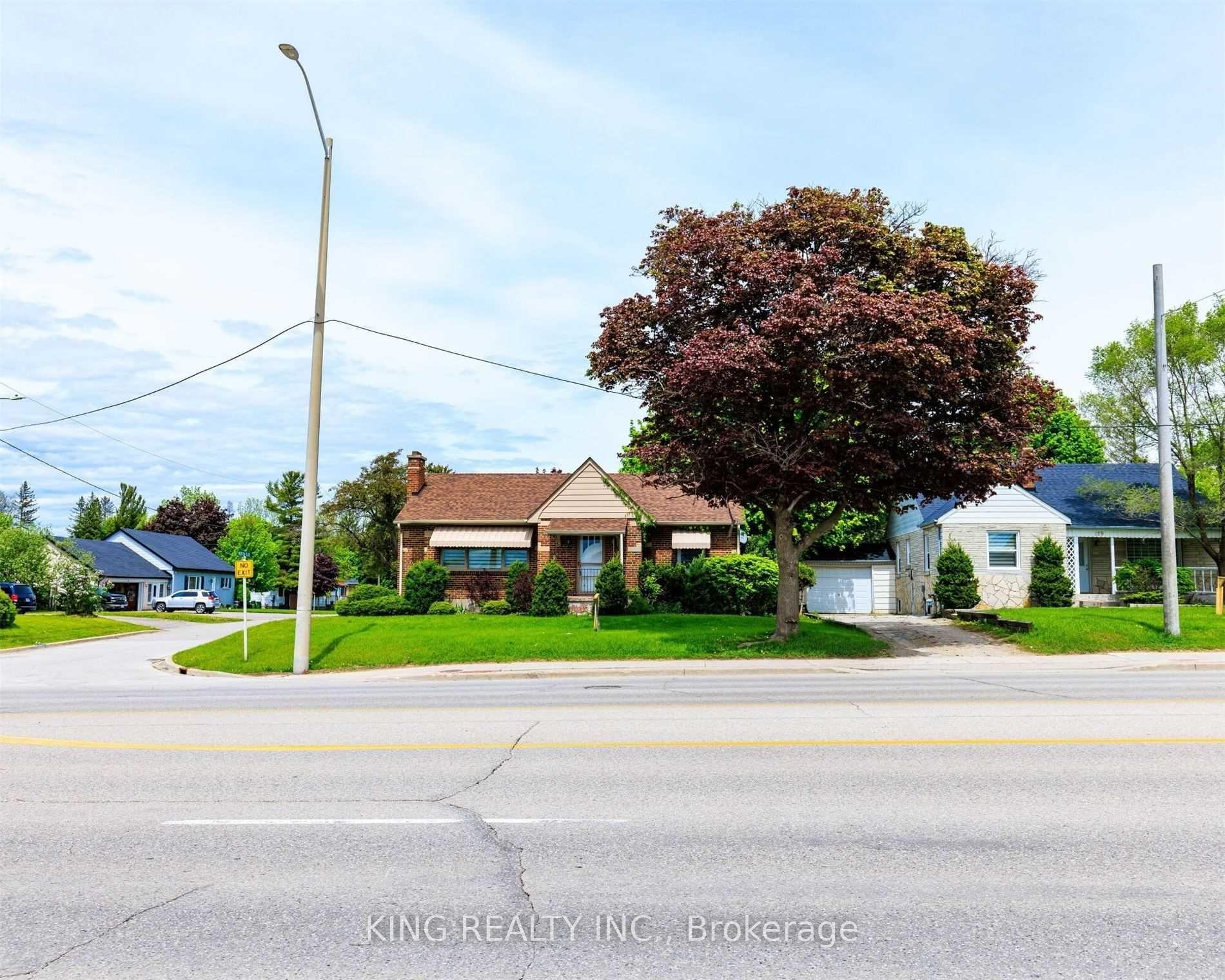 Photo 3 of 173 Queen Street S, Caledon, Bolton North — HOMEH