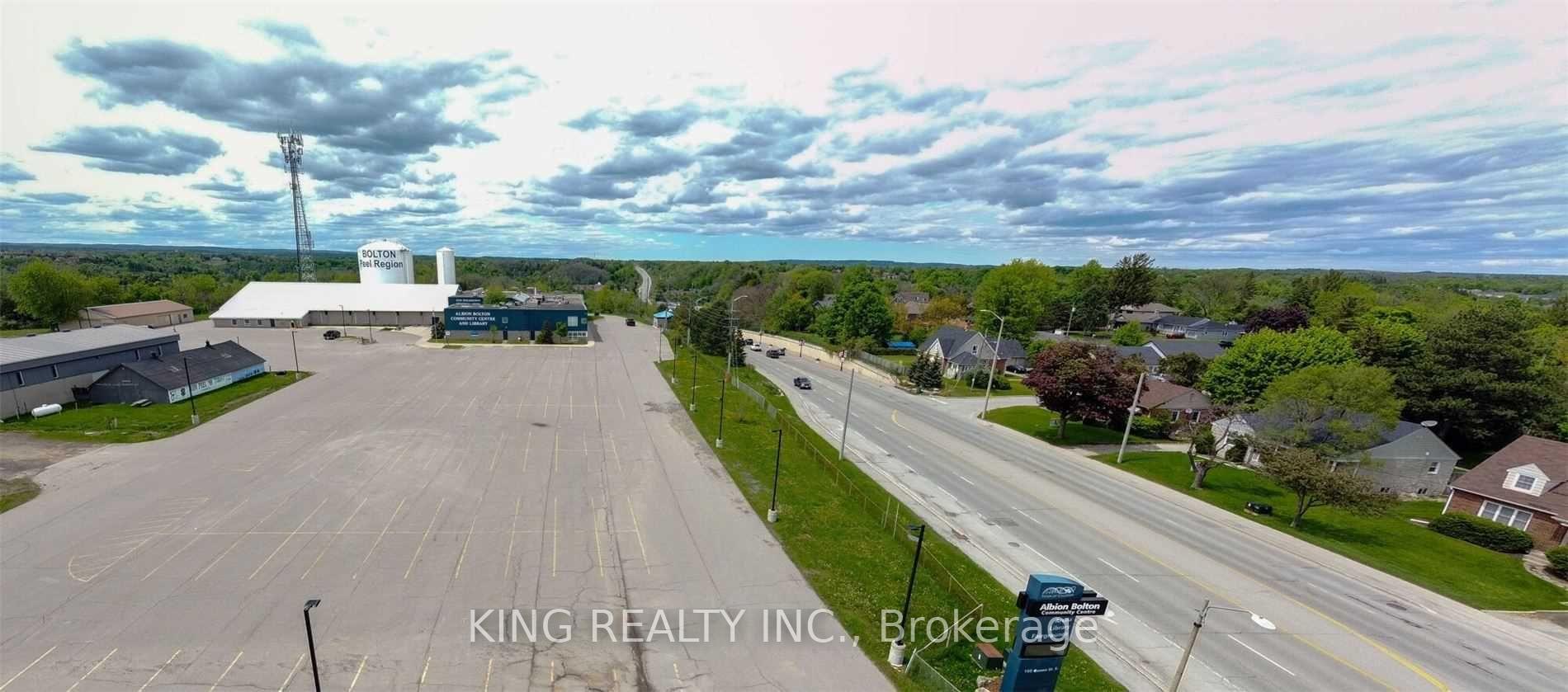 Photo 4 of 173 Queen Street S, Caledon, Bolton North — HOMEH