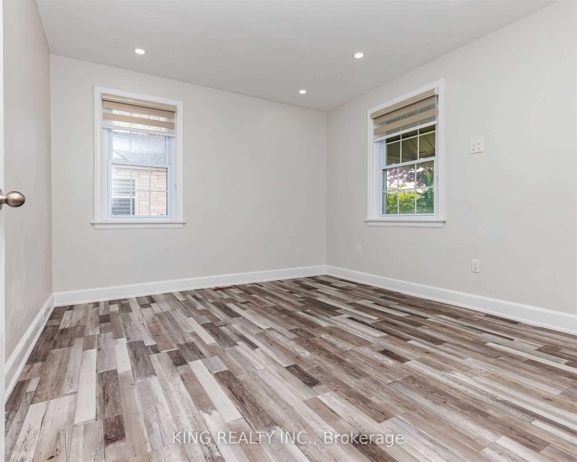 Photo 23 of 173 Queen Street S, Caledon, Bolton North — HOMEH