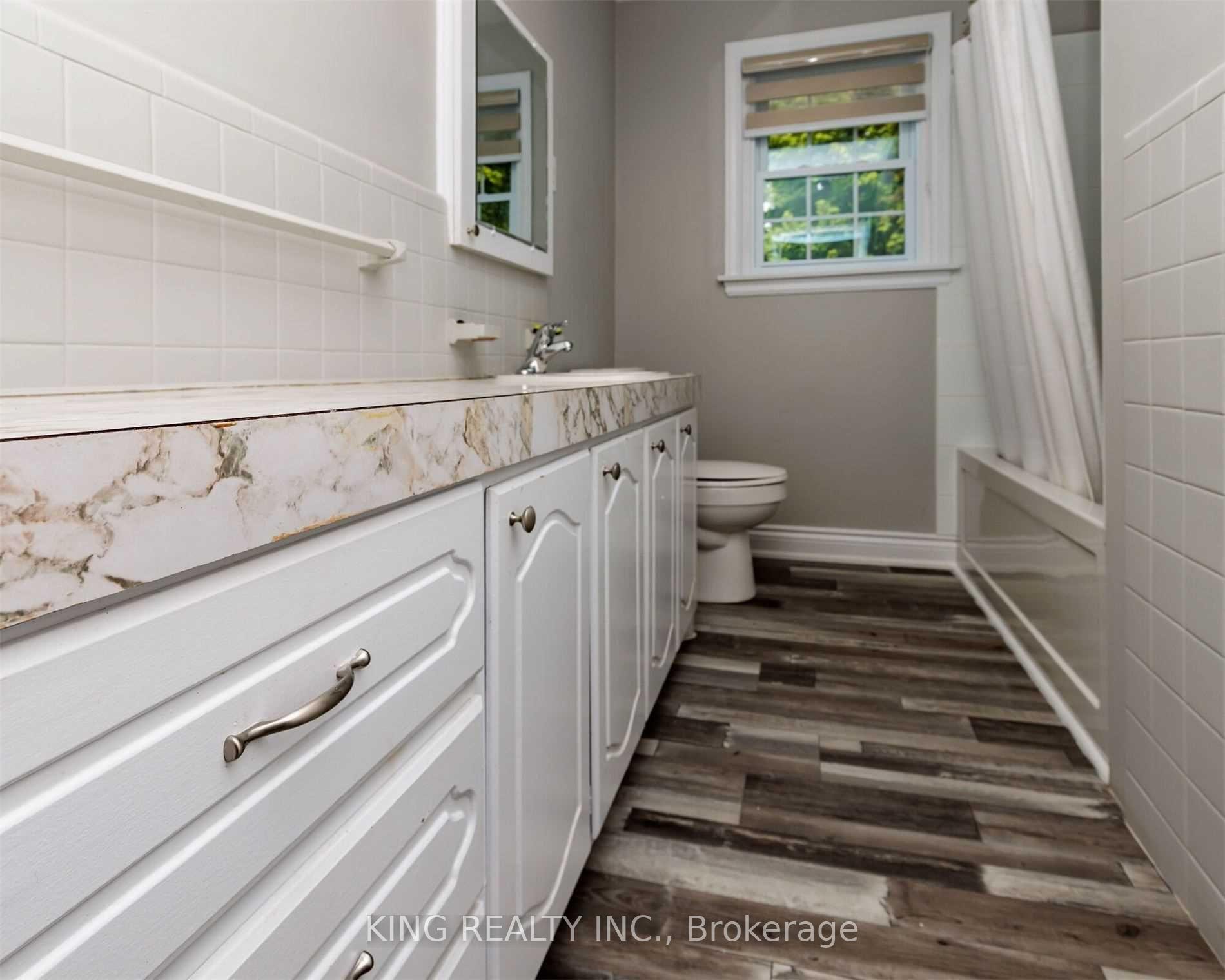Photo 31 of 173 Queen Street S, Caledon, Bolton North — HOMEH