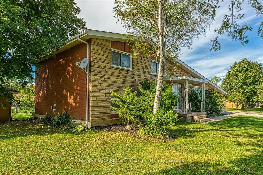 Photo 4 of 5 Third Road E, Hamilton, Rural Stoney Creek — HOMEH