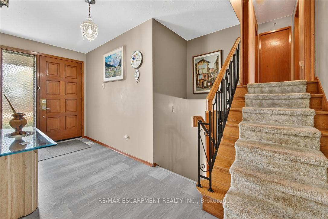 Photo 21 of 5 Third Road E, Hamilton, Rural Stoney Creek — HOMEH