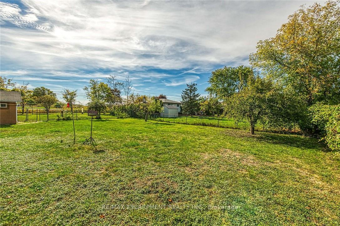 Photo 38 of 5 Third Road E, Hamilton, Rural Stoney Creek — HOMEH