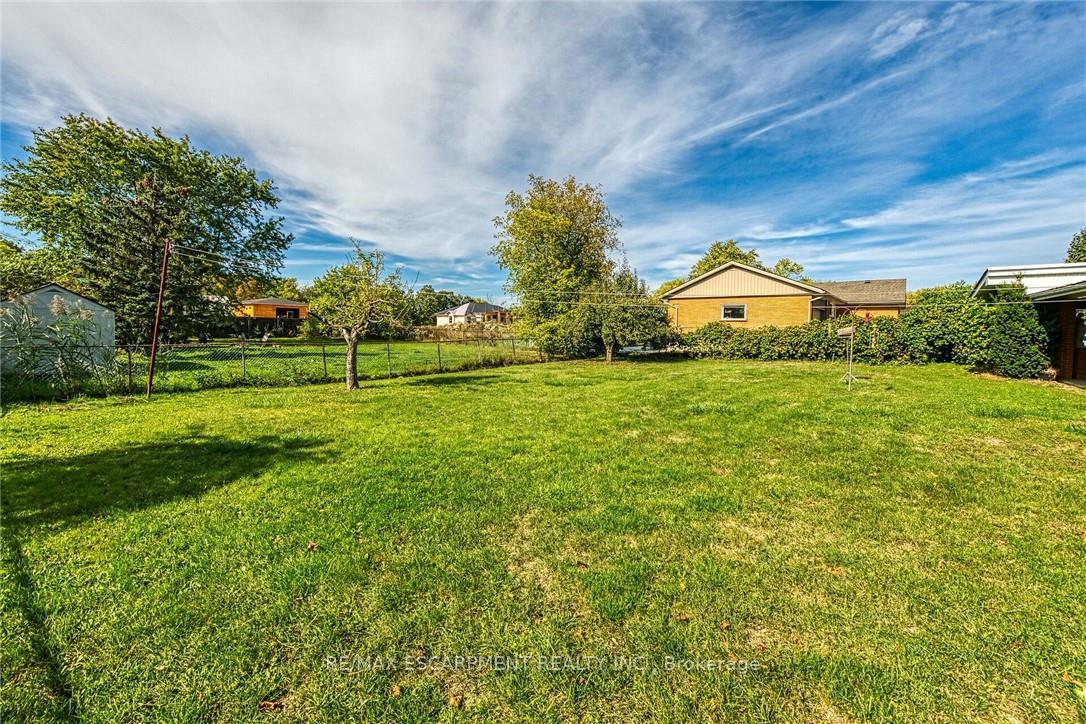 Photo 45 of 5 Third Road E, Hamilton, Rural Stoney Creek — HOMEH