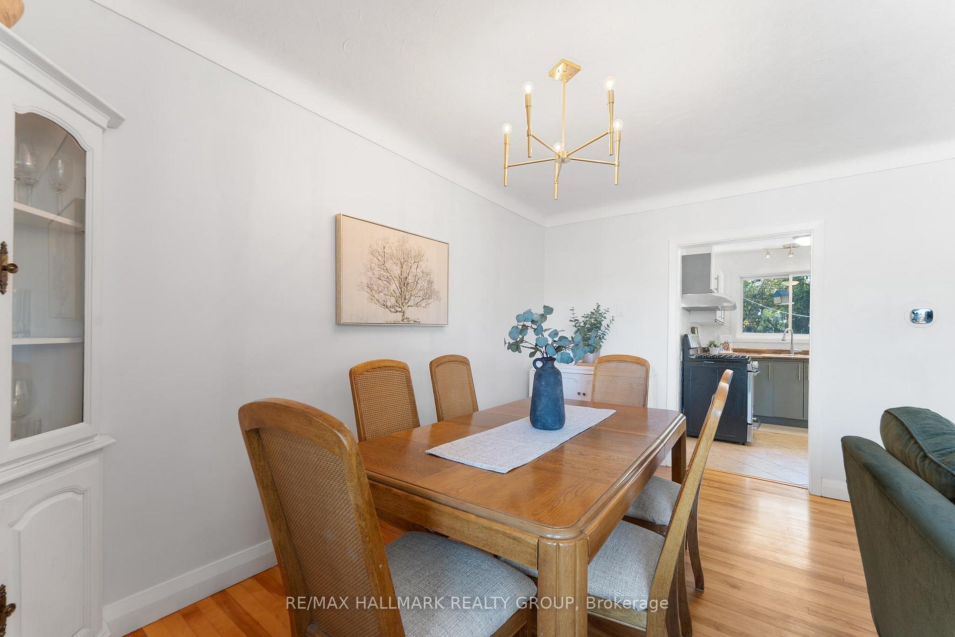 Photo 11 of 1346 Dorchester Avenue, Ottawa, Carlington — HOMEH