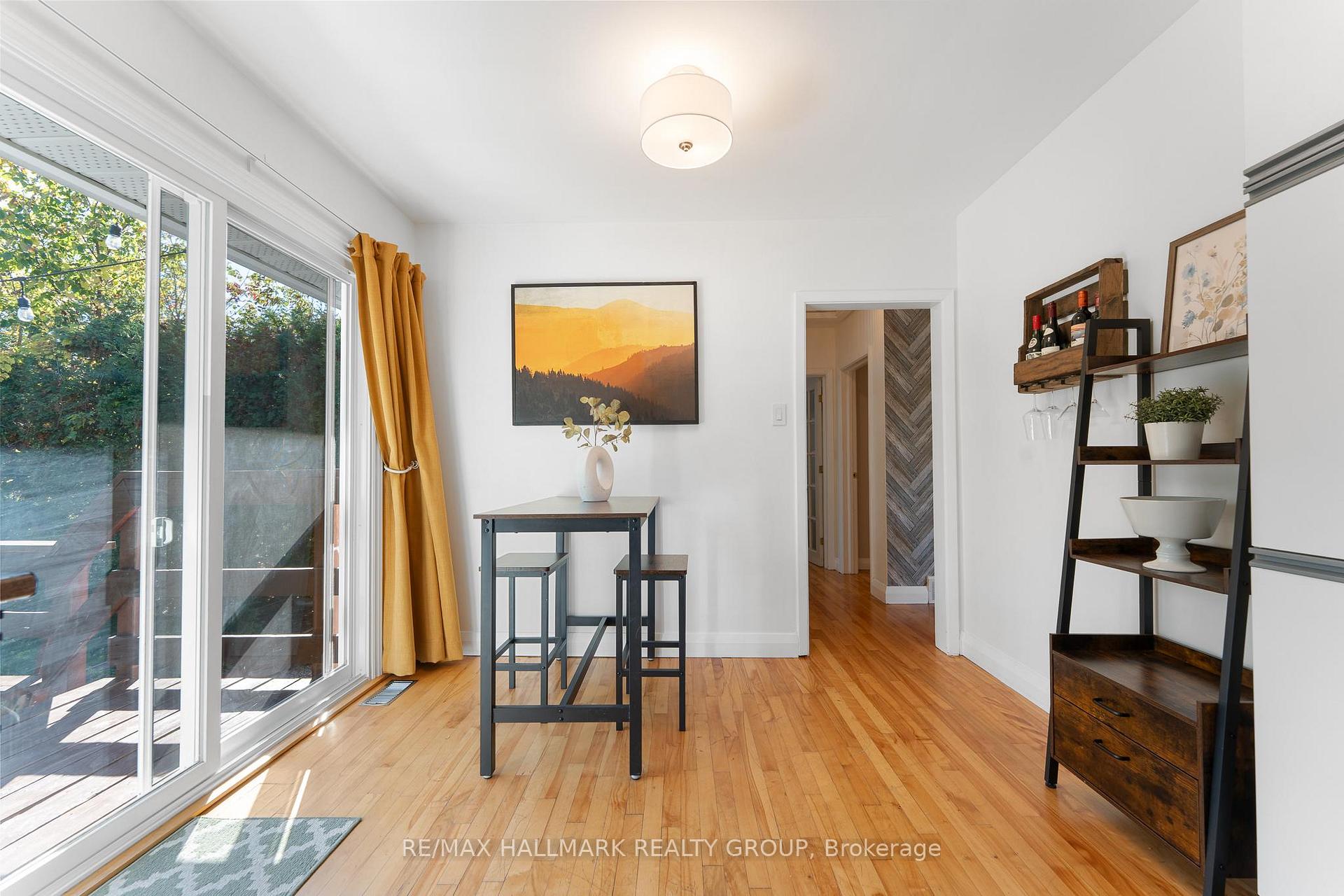 Photo 9 of 1346 Dorchester Avenue, Ottawa, Carlington — HOMEH