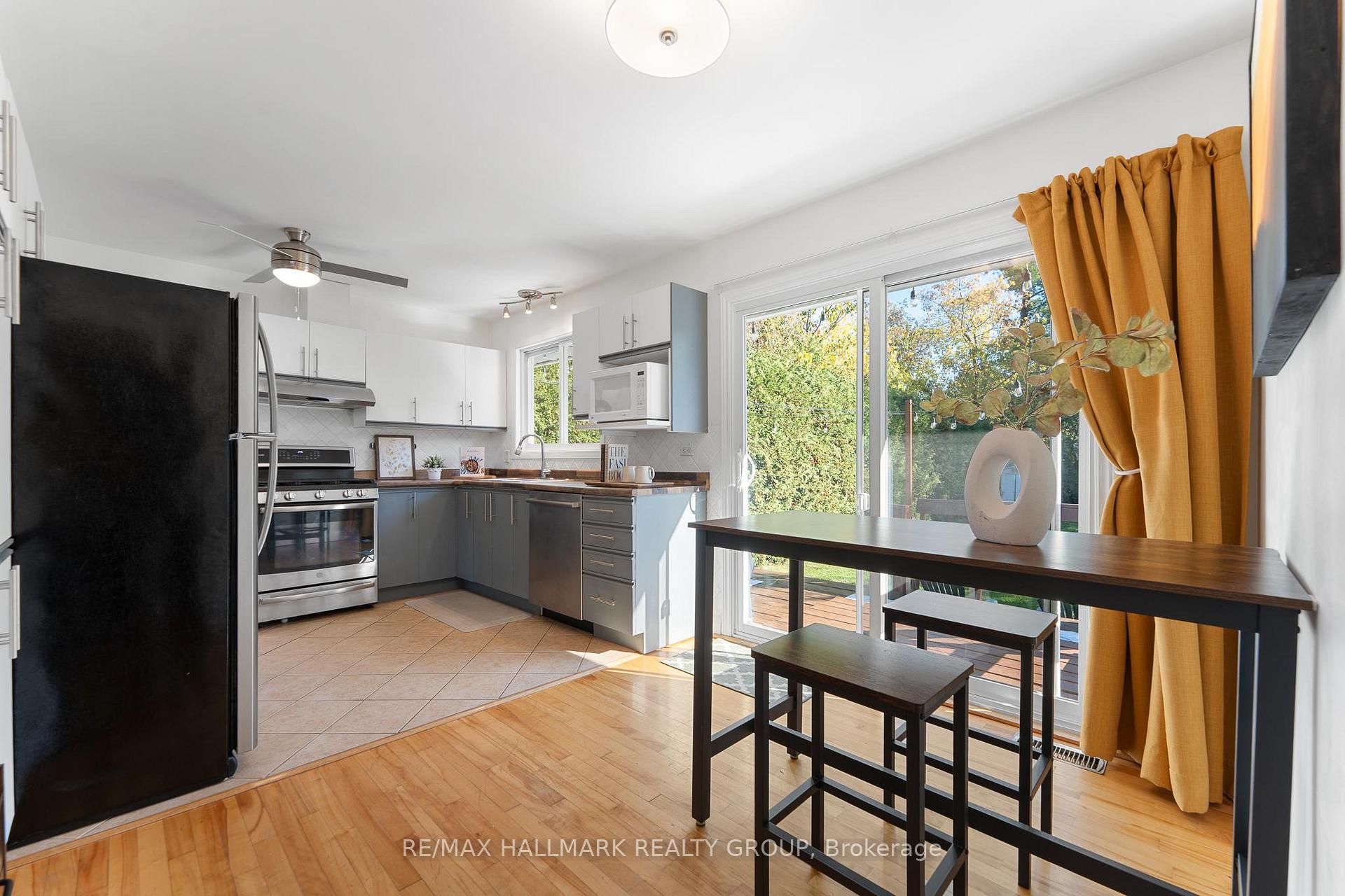 Photo 12 of 1346 Dorchester Avenue, Ottawa, Carlington — HOMEH