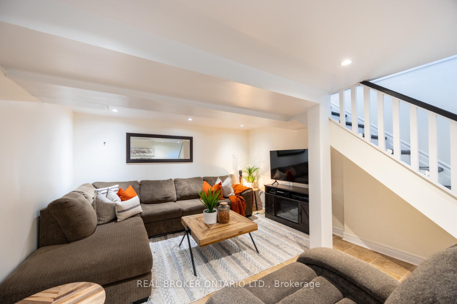 Photo 24 of 461 Townline Road N, Clarington, Rural Clarington — HOMEH