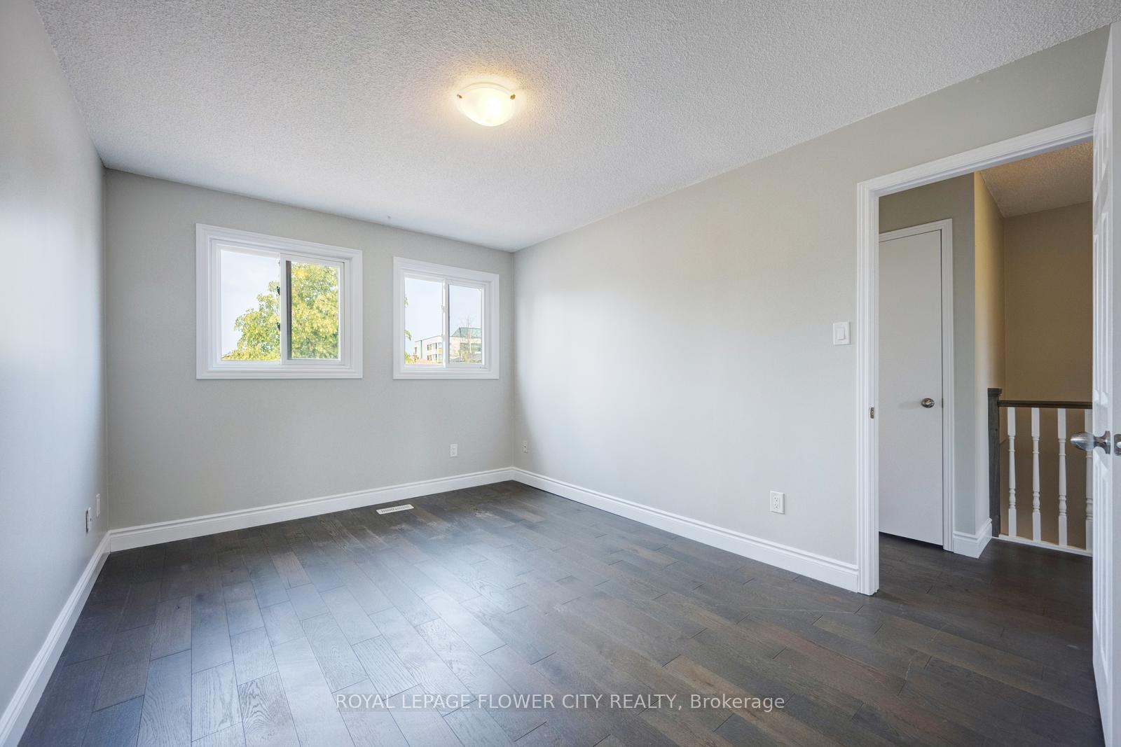 Photo 19 of 16 Ecclestone Drive, Brampton, Brampton West — HOMEH