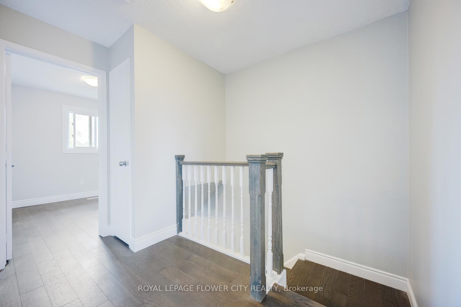 Photo 28 of 16 Ecclestone Drive, Brampton, Brampton West — HOMEH