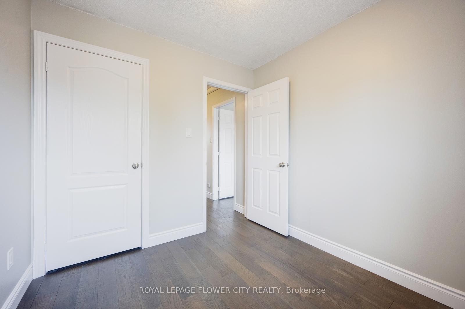 Photo 30 of 16 Ecclestone Drive, Brampton, Brampton West — HOMEH