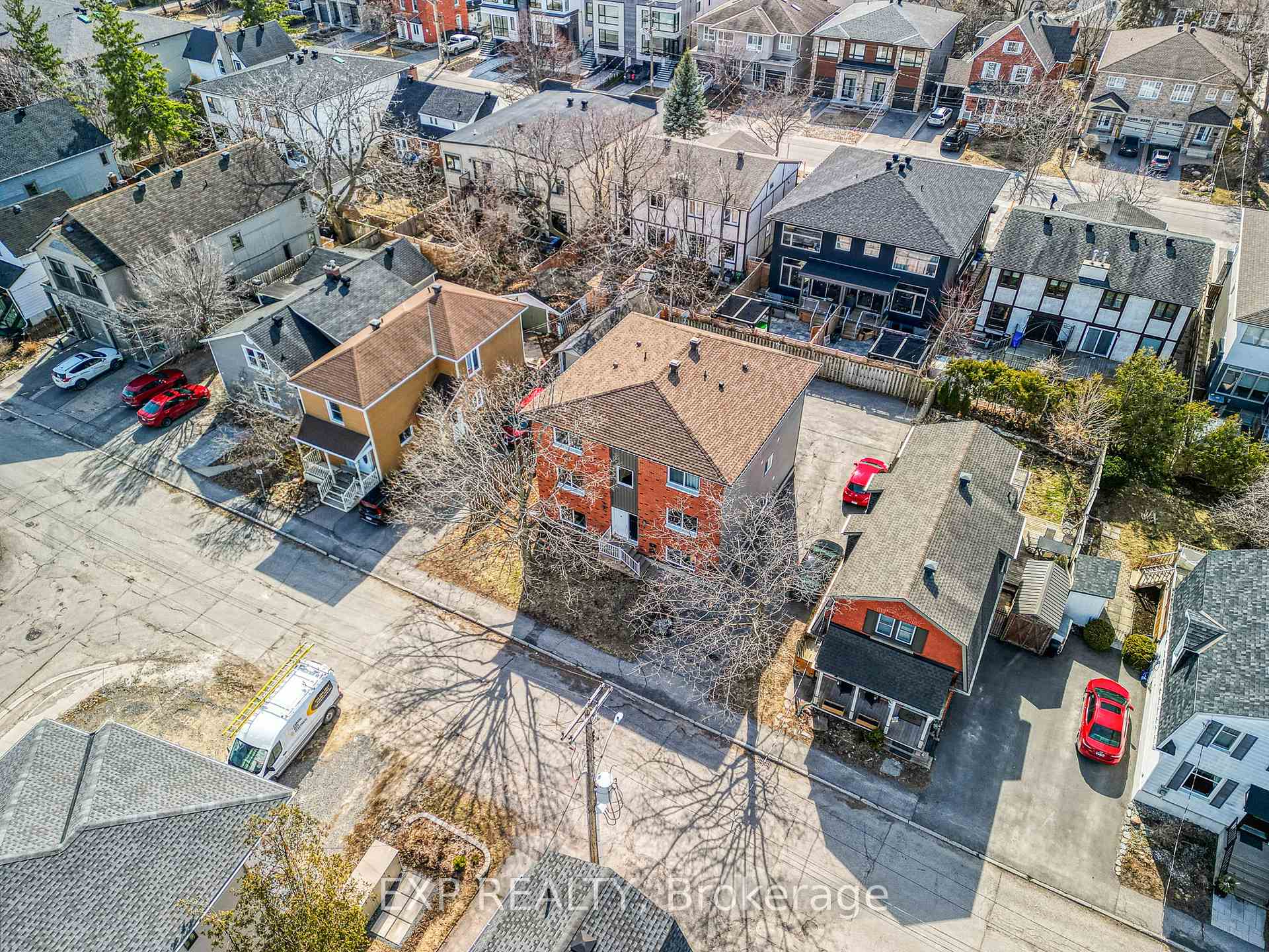 Photo 4 of 358 Winston Avenue, Ottawa, Westboro West — HOMEH