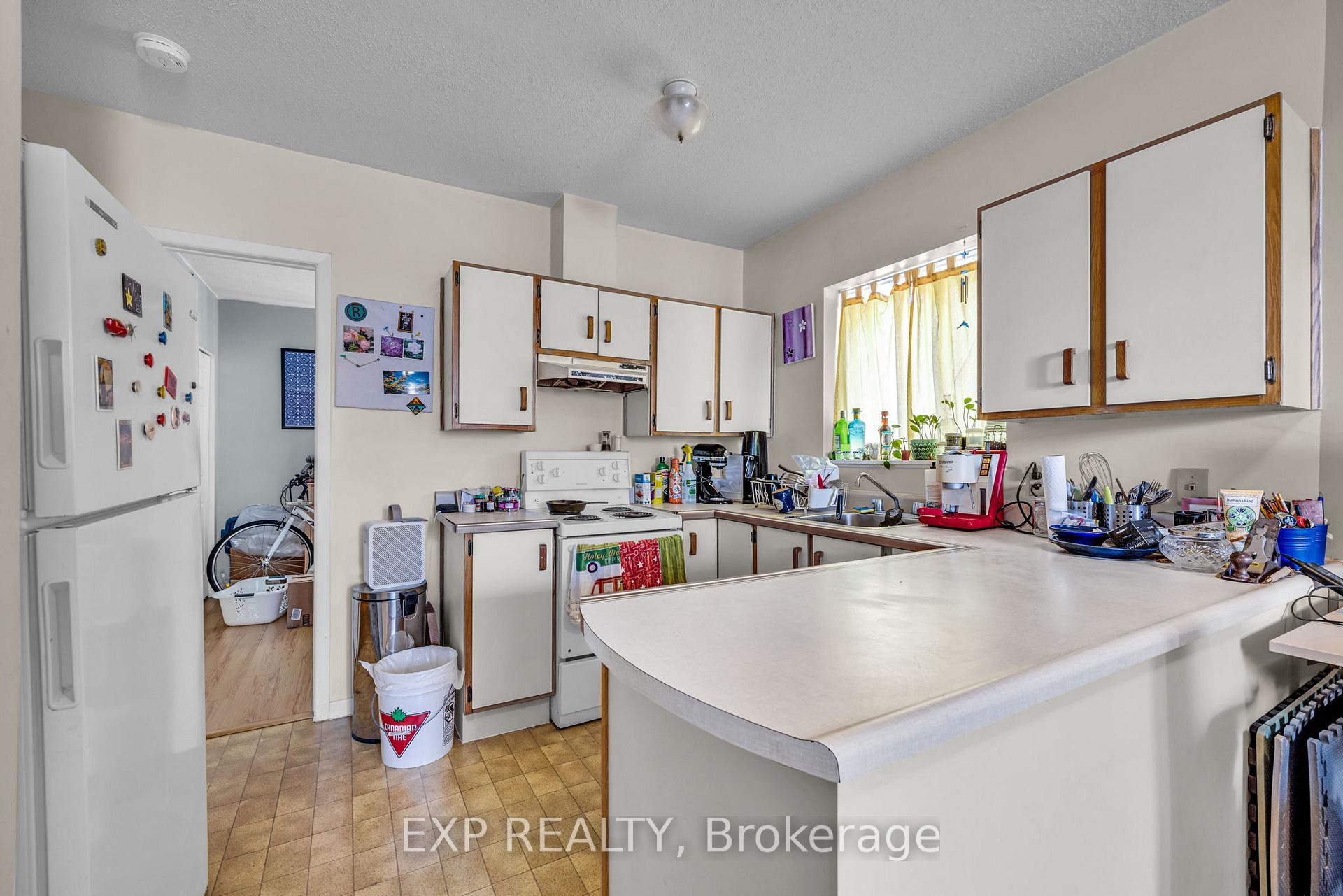 Photo 12 of 358 Winston Avenue, Ottawa, Westboro West — HOMEH