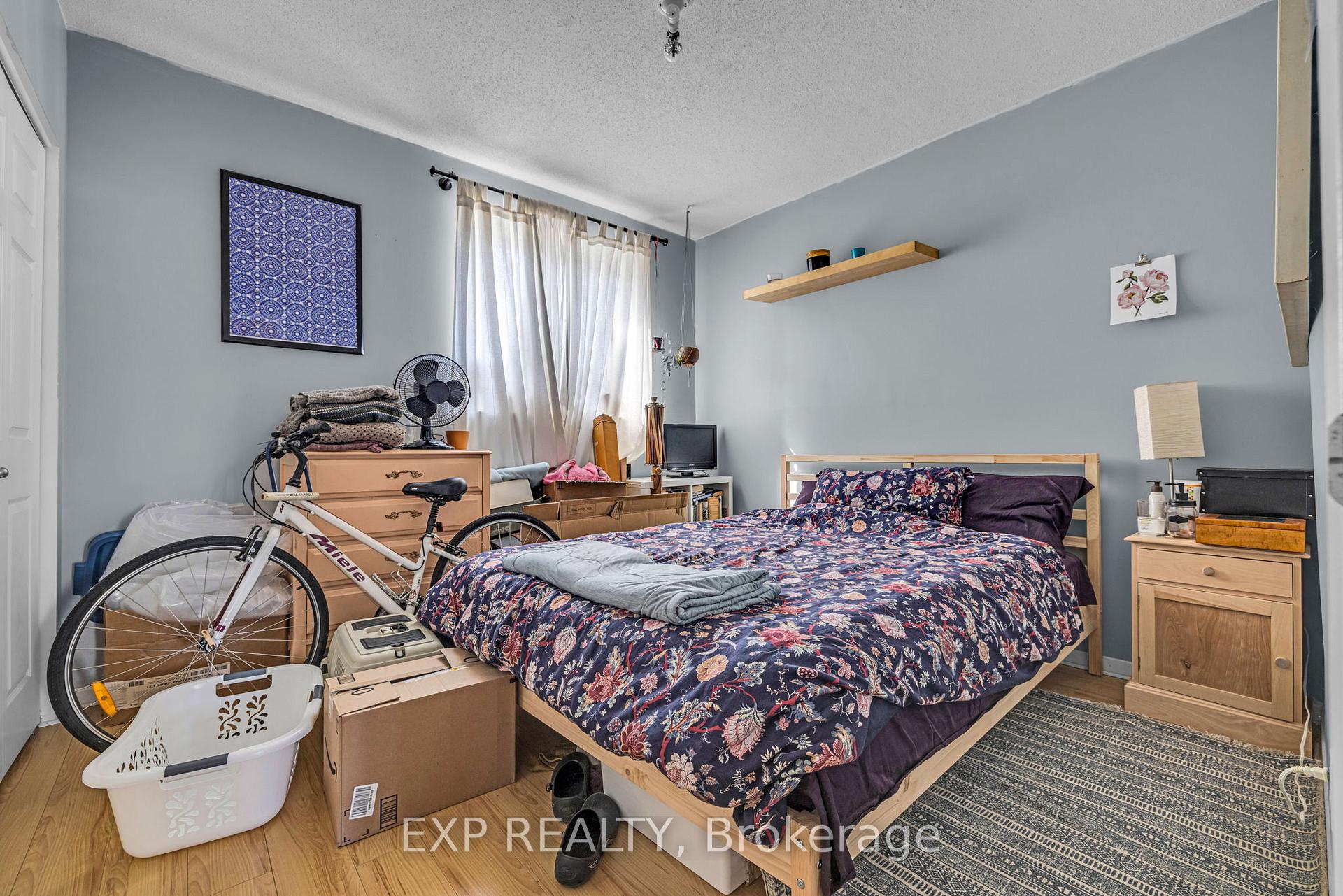 Photo 15 of 358 Winston Avenue, Ottawa, Westboro West — HOMEH