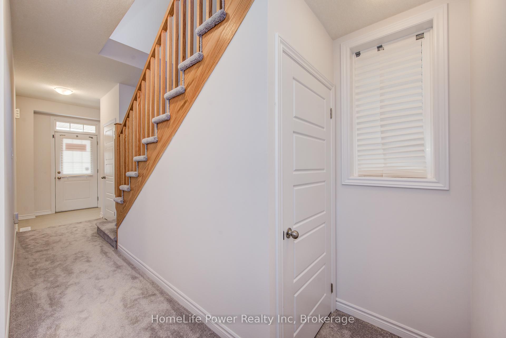 Photo 11 of 26 Elsegood Drive, Guelph, Kortright East — HOMEH