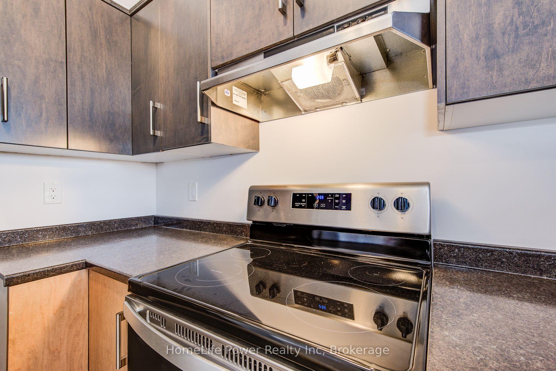 Photo 18 of 26 Elsegood Drive, Guelph, Kortright East — HOMEH