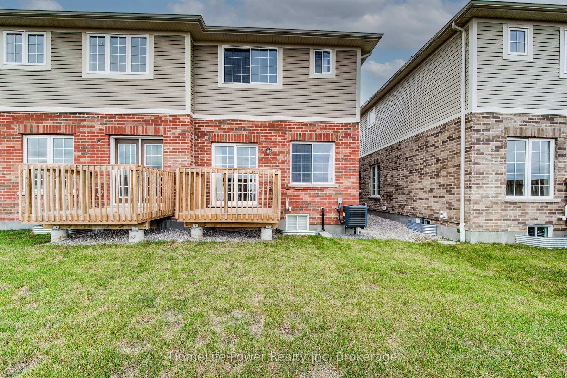 Photo 45 of 26 Elsegood Drive, Guelph, Kortright East — HOMEH