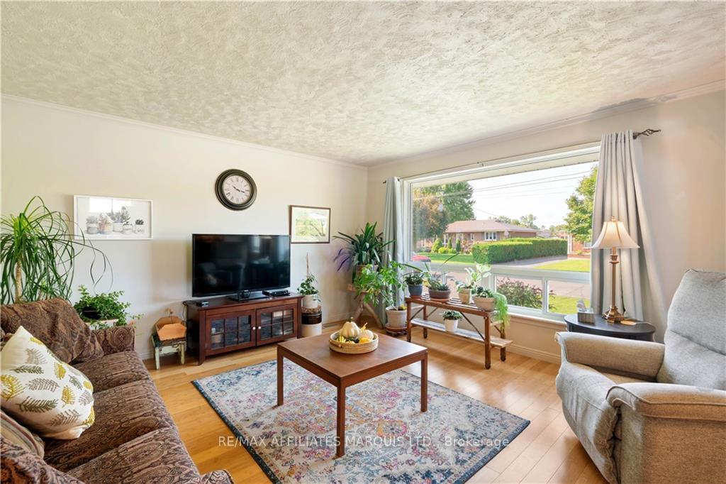 Photo 9 of 524 Blossom Park Drive, Cornwall — HOMEH