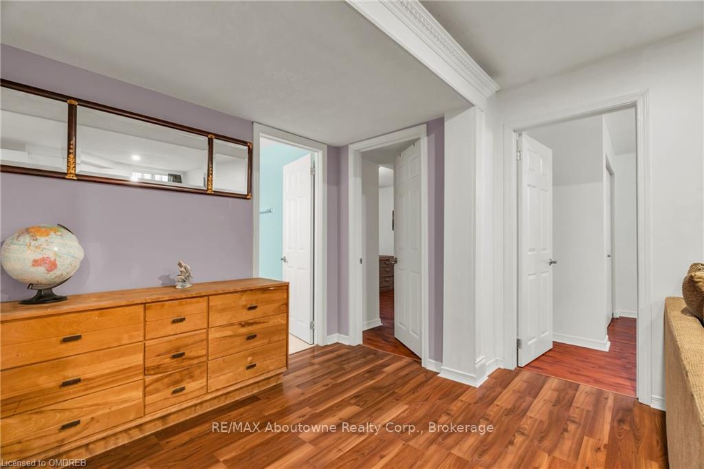 Photo 25 of 12 Zecca Drive, Guelph, Pineridge/Westminster Woods — HOMEH