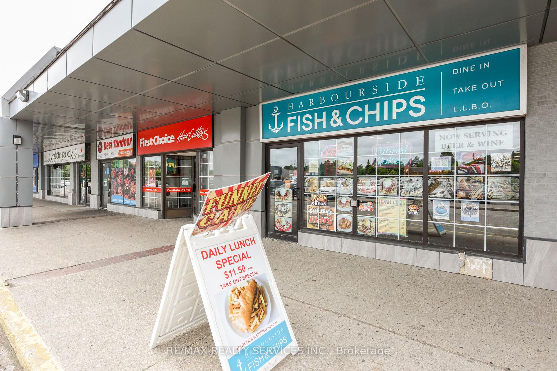 Photo 34 of 40 Herkes Drive, Brampton, Fletcher's West — HOMEH