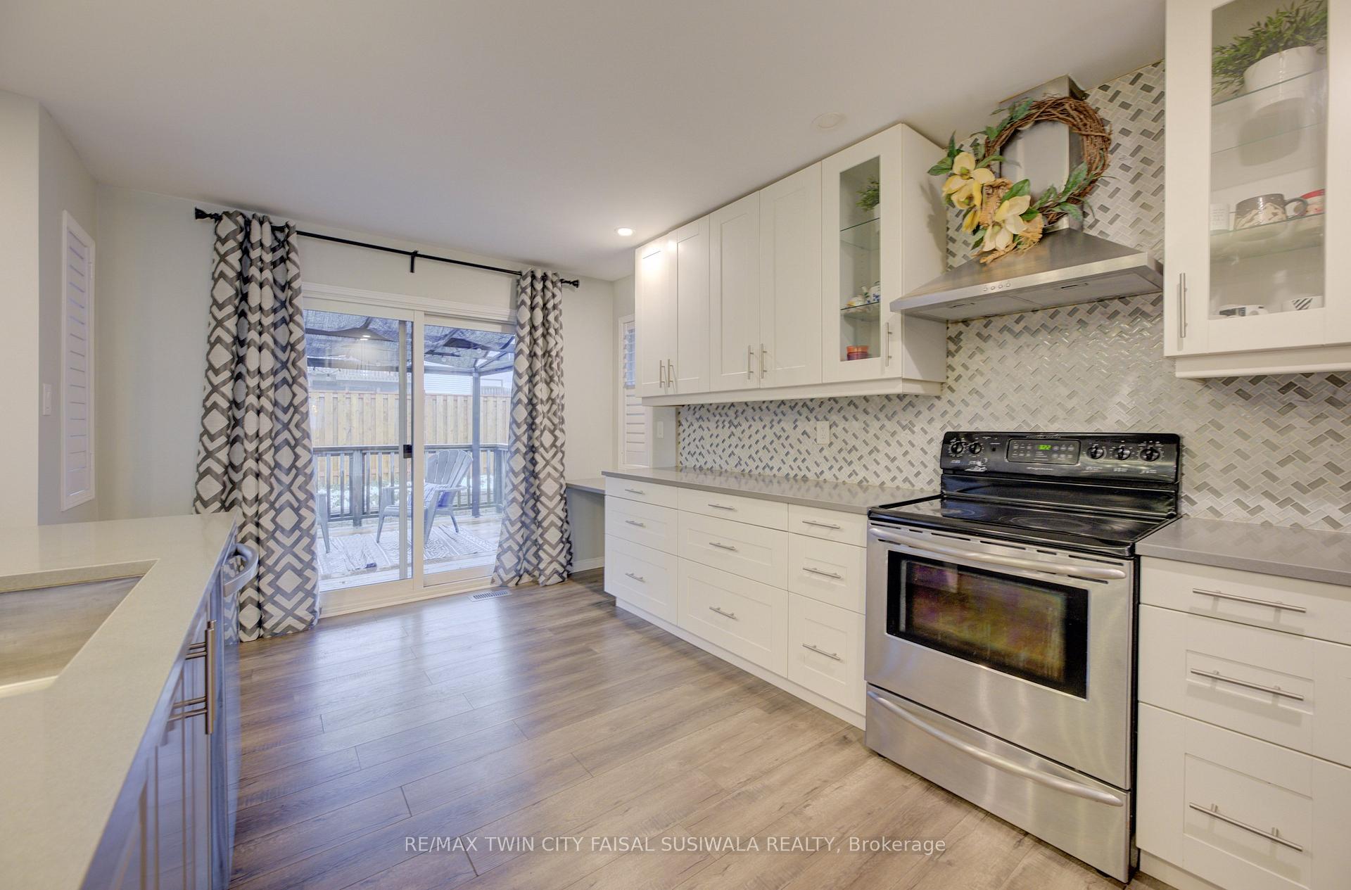 Photo 13 of 77 Oak Hill Drive, Cambridge — HOMEH
