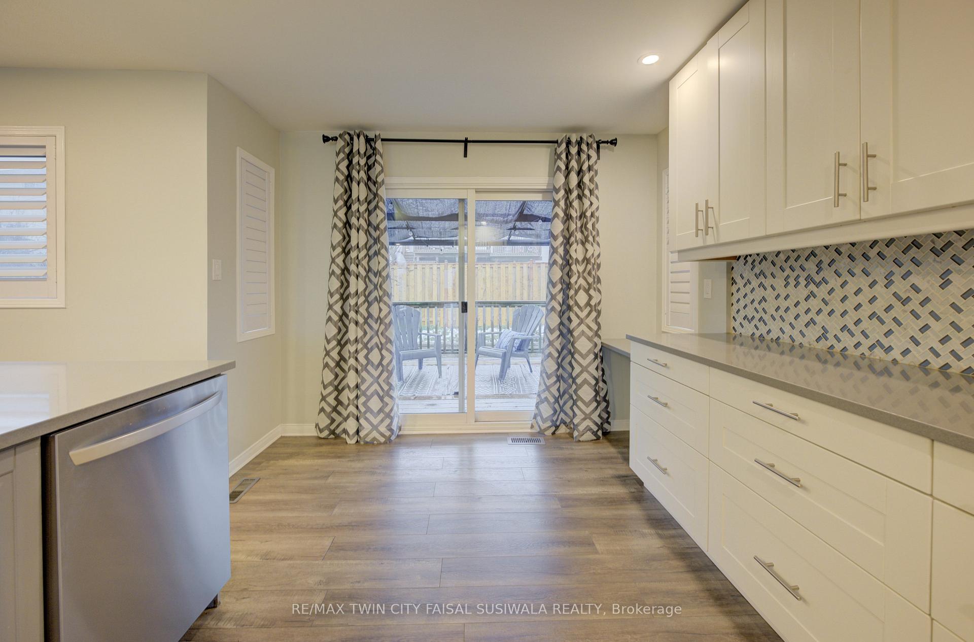 Photo 14 of 77 Oak Hill Drive, Cambridge — HOMEH