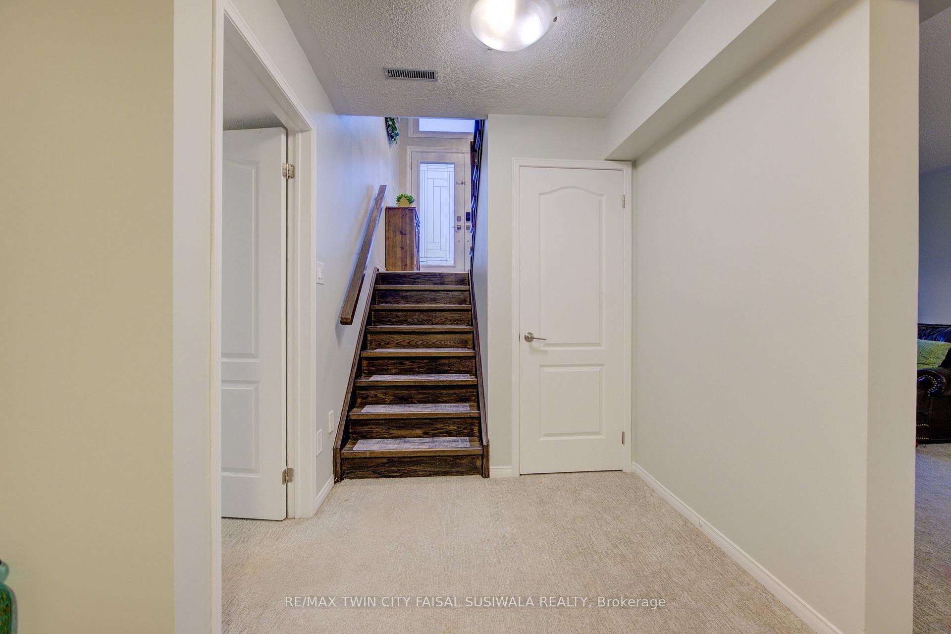 Photo 26 of 77 Oak Hill Drive, Cambridge — HOMEH