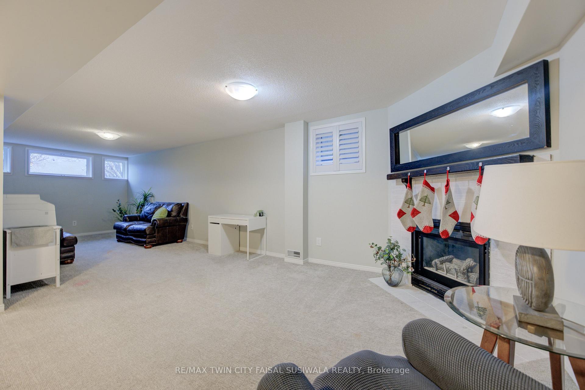 Photo 28 of 77 Oak Hill Drive, Cambridge — HOMEH