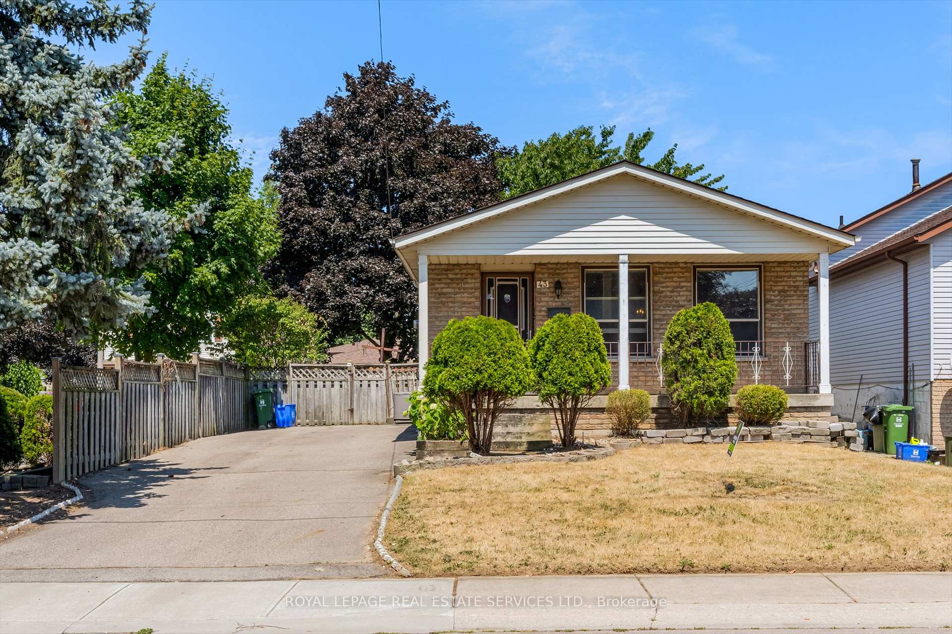 Photo 3 of 43 Elmore Drive, Hamilton, Eleanor — HOMEH