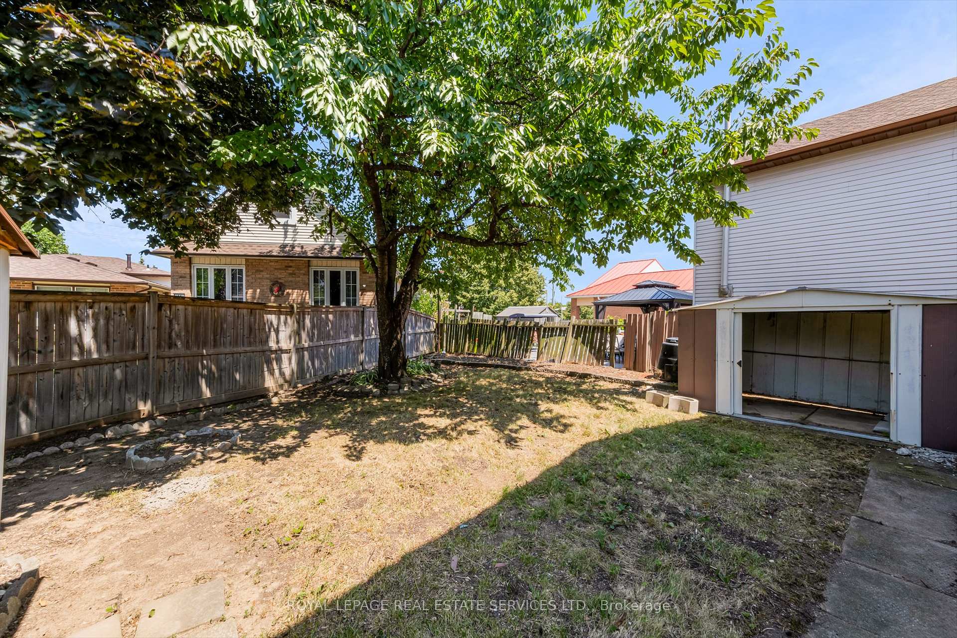 Photo 26 of 43 Elmore Drive, Hamilton, Eleanor — HOMEH