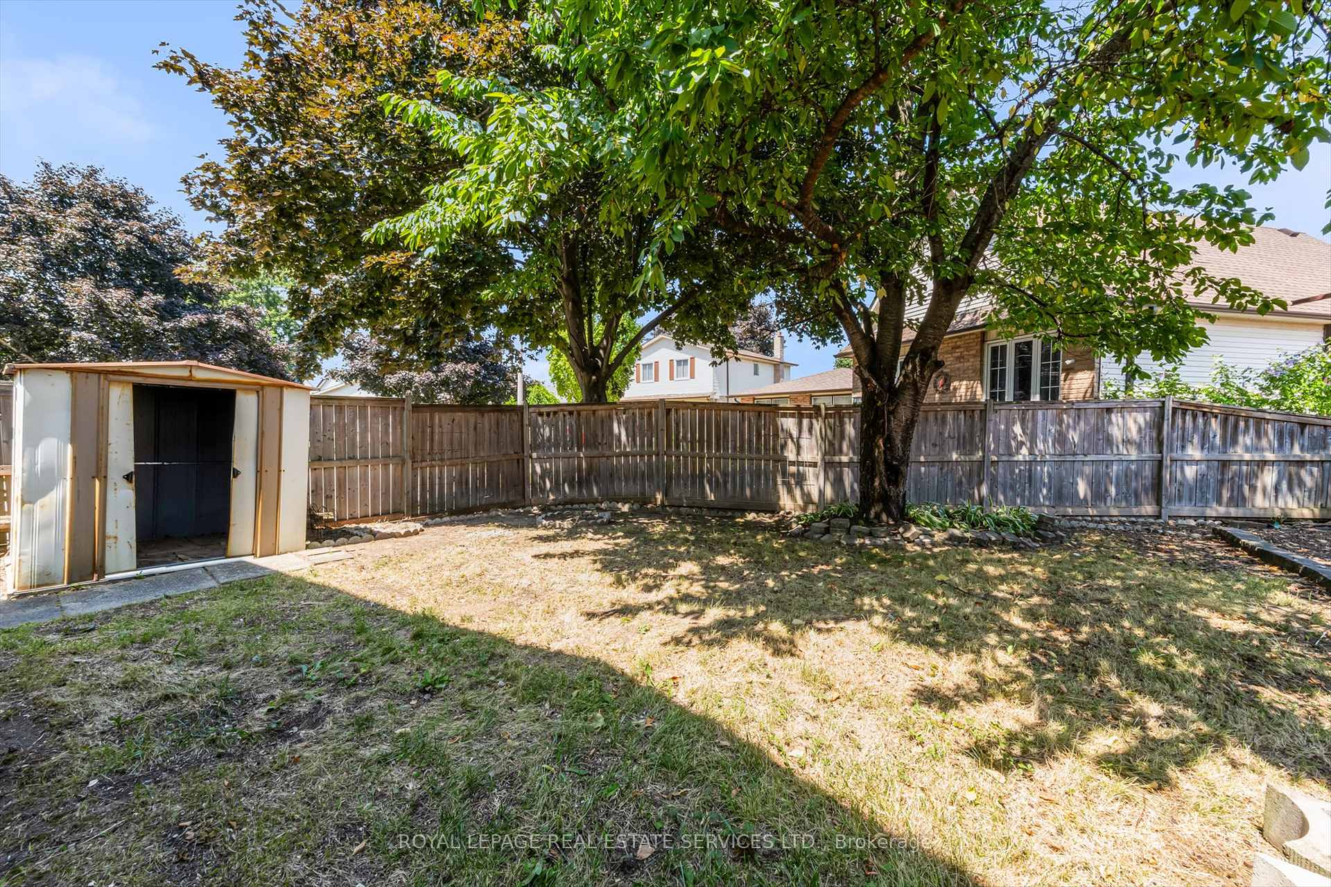 Photo 27 of 43 Elmore Drive, Hamilton, Eleanor — HOMEH