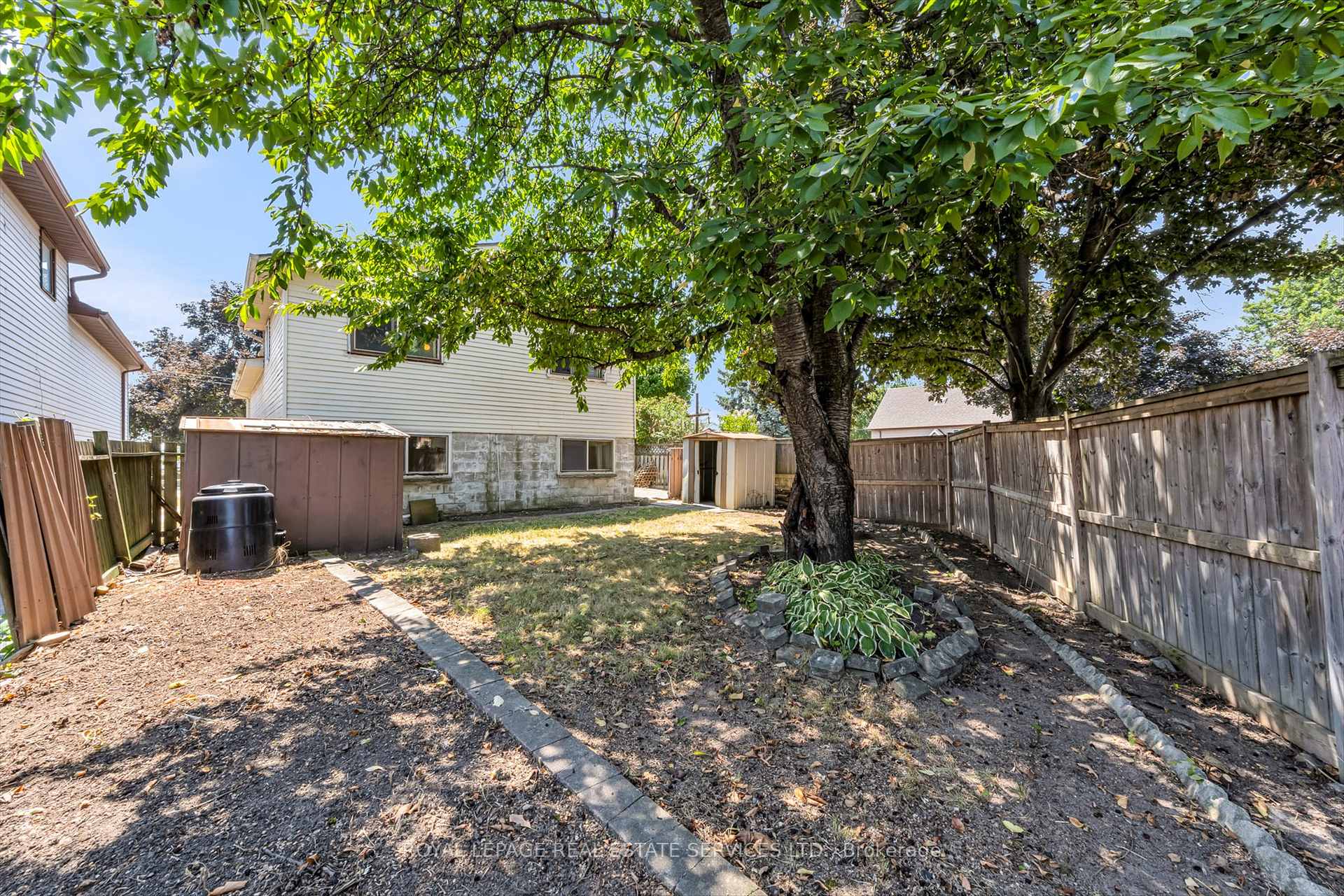 Photo 28 of 43 Elmore Drive, Hamilton, Eleanor — HOMEH