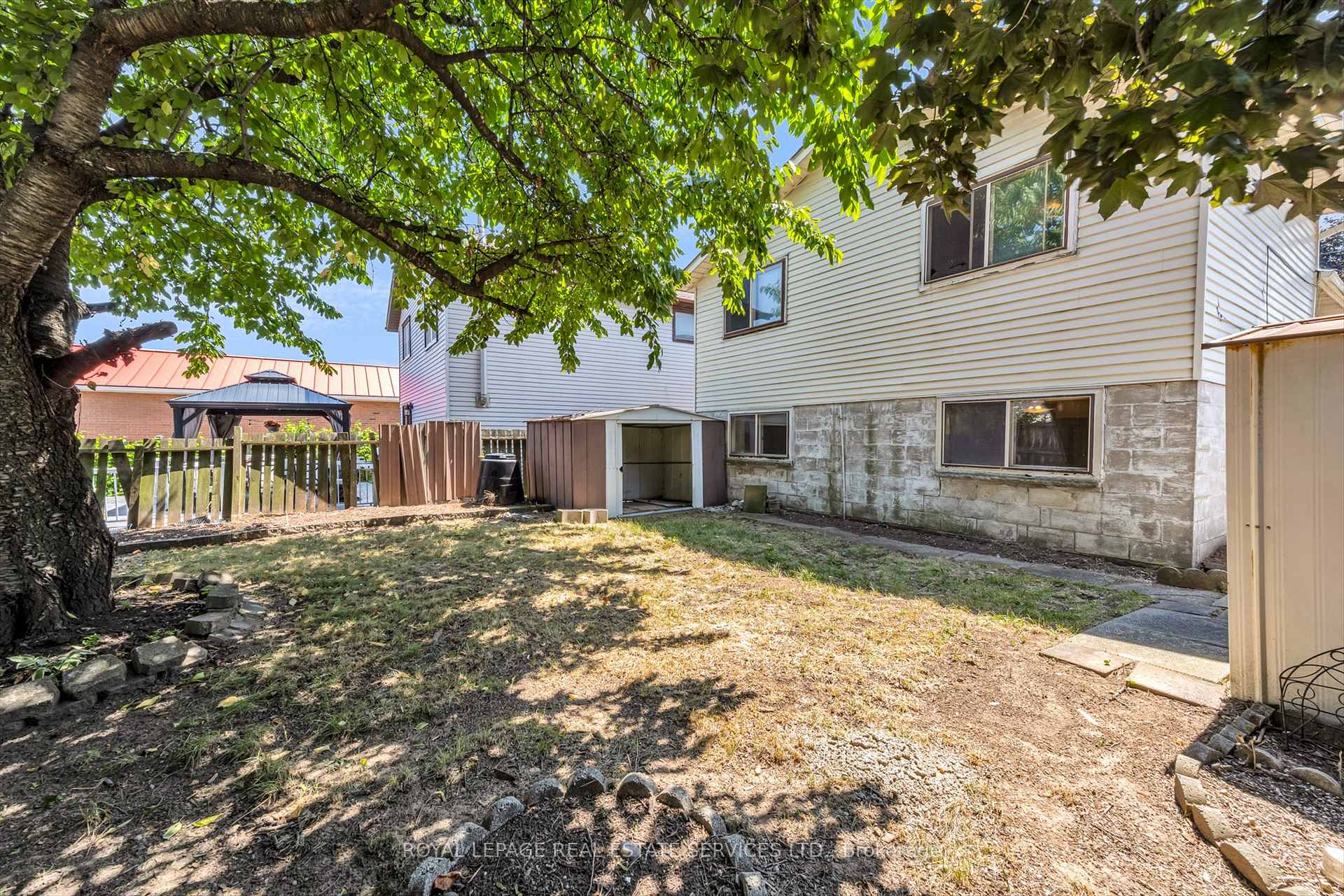 Photo 29 of 43 Elmore Drive, Hamilton, Eleanor — HOMEH