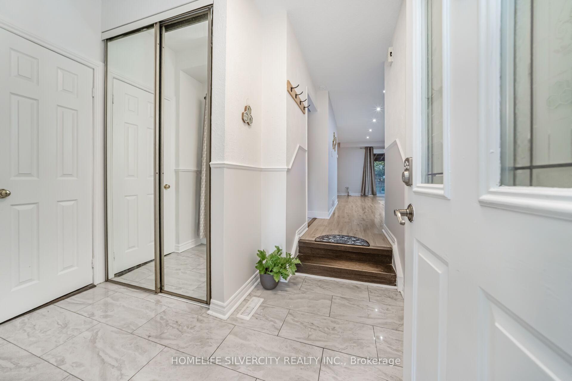 Photo 4 of 23 Judith Crescent, Brampton, Northgate — HOMEH