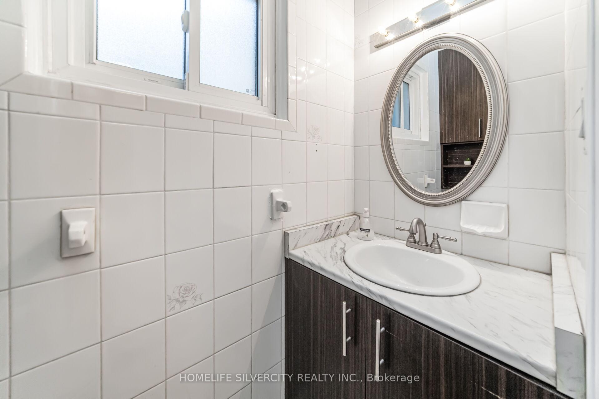 Photo 7 of 23 Judith Crescent, Brampton, Northgate — HOMEH