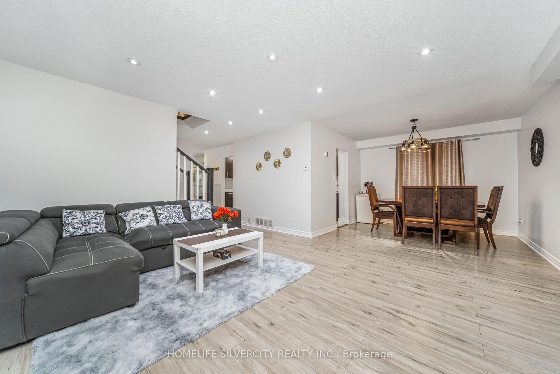 Photo 11 of 23 Judith Crescent, Brampton, Northgate — HOMEH