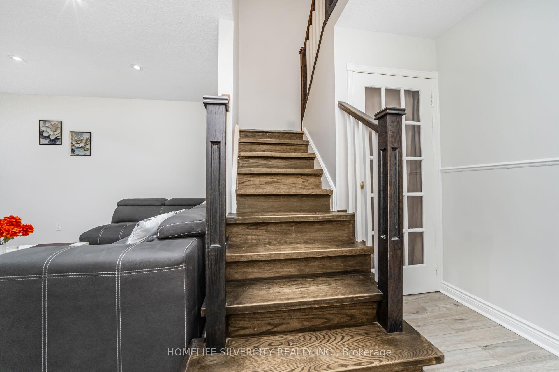 Photo 14 of 23 Judith Crescent, Brampton, Northgate — HOMEH