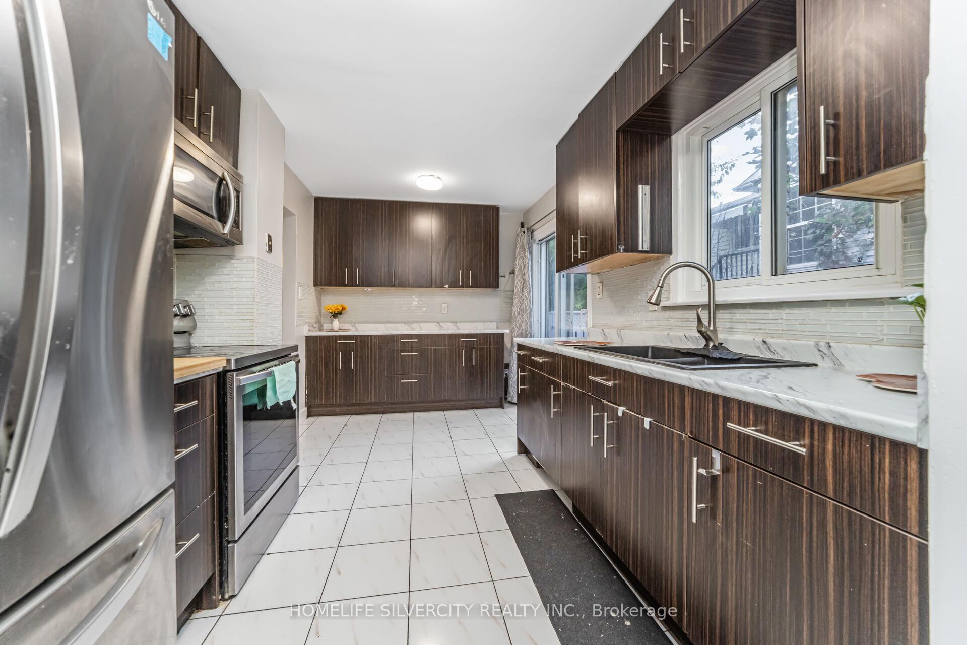 Photo 15 of 23 Judith Crescent, Brampton, Northgate — HOMEH