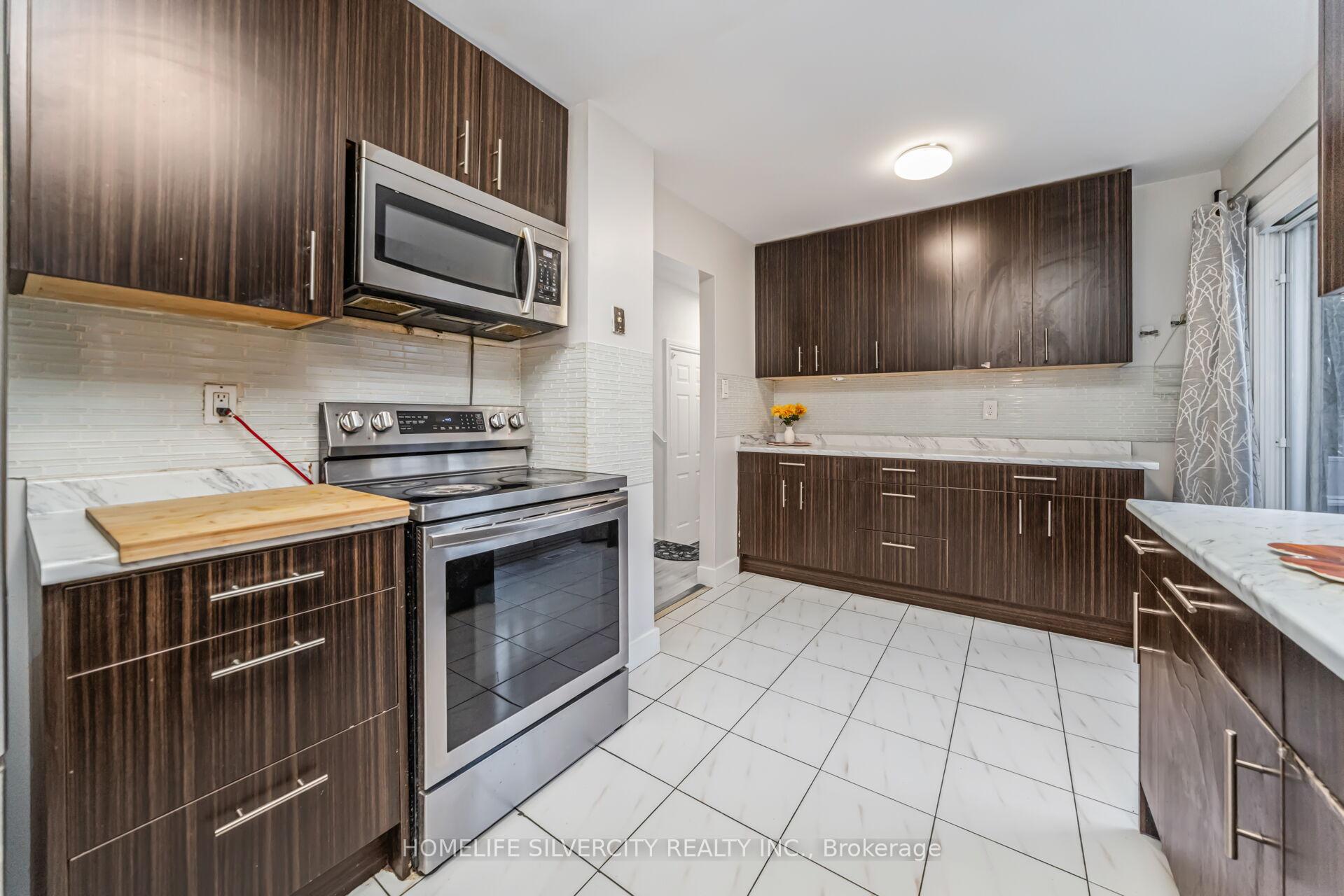 Photo 16 of 23 Judith Crescent, Brampton, Northgate — HOMEH