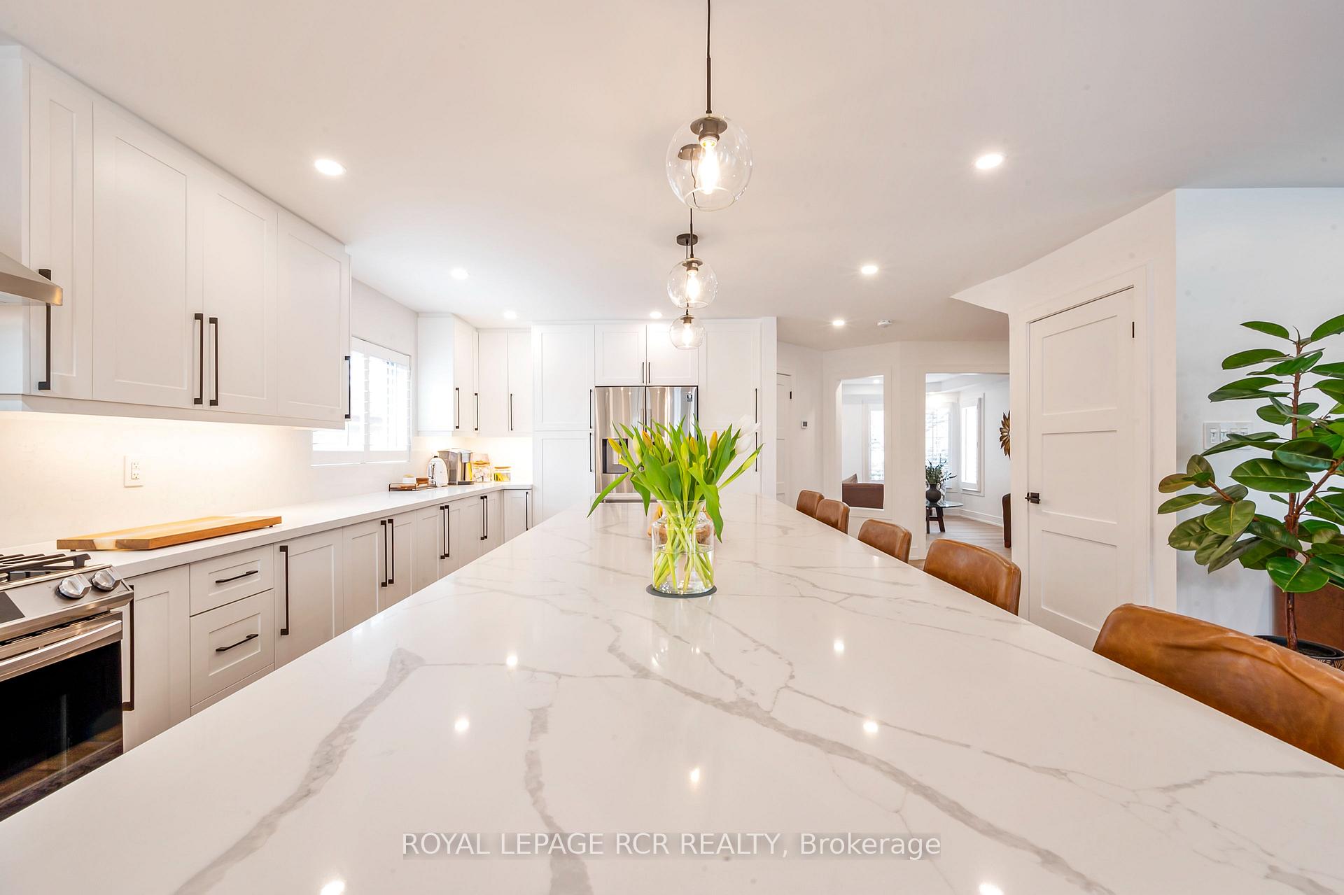 Photo 10 of 37 Hutton Crescent, Caledon, Rural Caledon — HOMEH