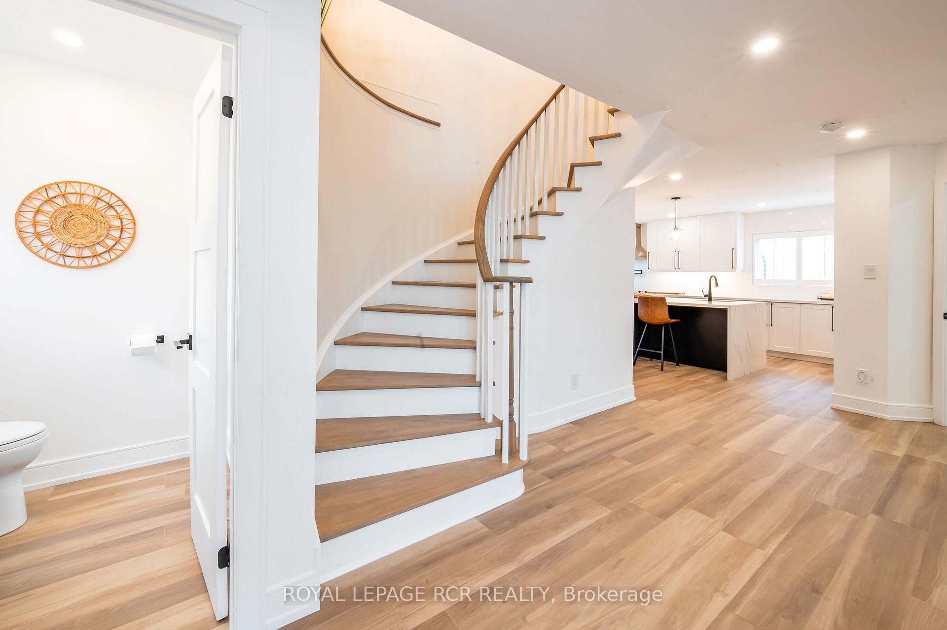 Photo 19 of 37 Hutton Crescent, Caledon, Rural Caledon — HOMEH