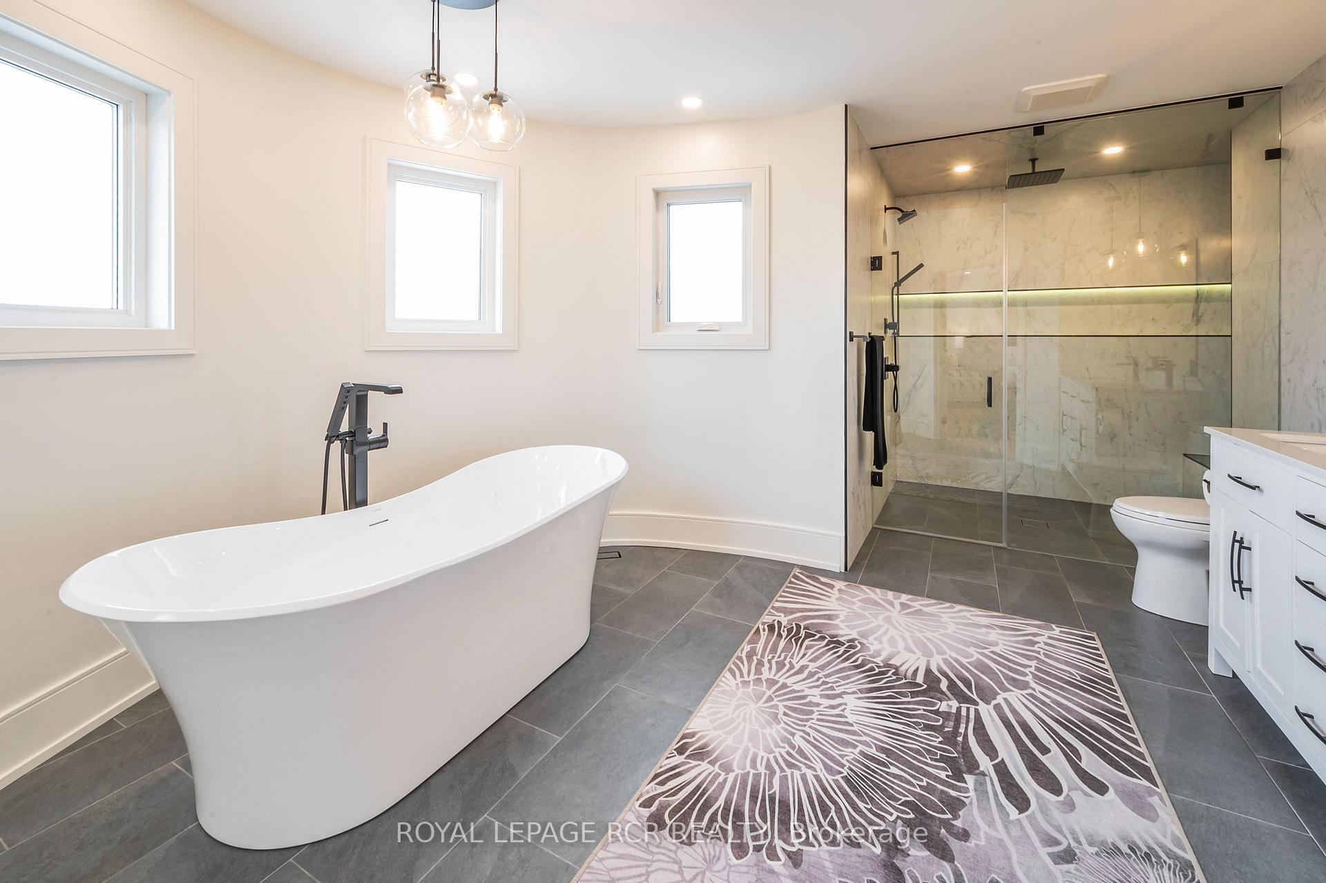 Photo 23 of 37 Hutton Crescent, Caledon, Rural Caledon — HOMEH