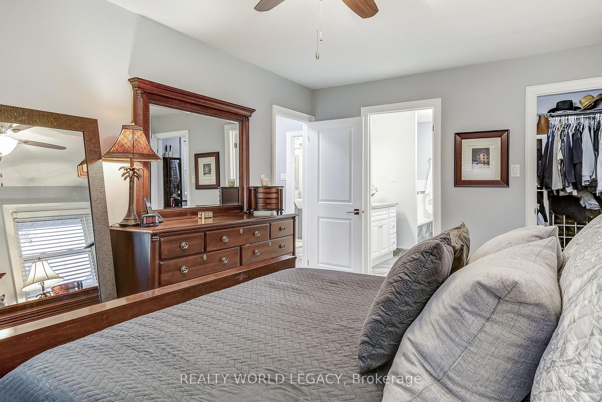 Photo 25 of 81 Garden Avenue, Hamilton, Ancaster — HOMEH