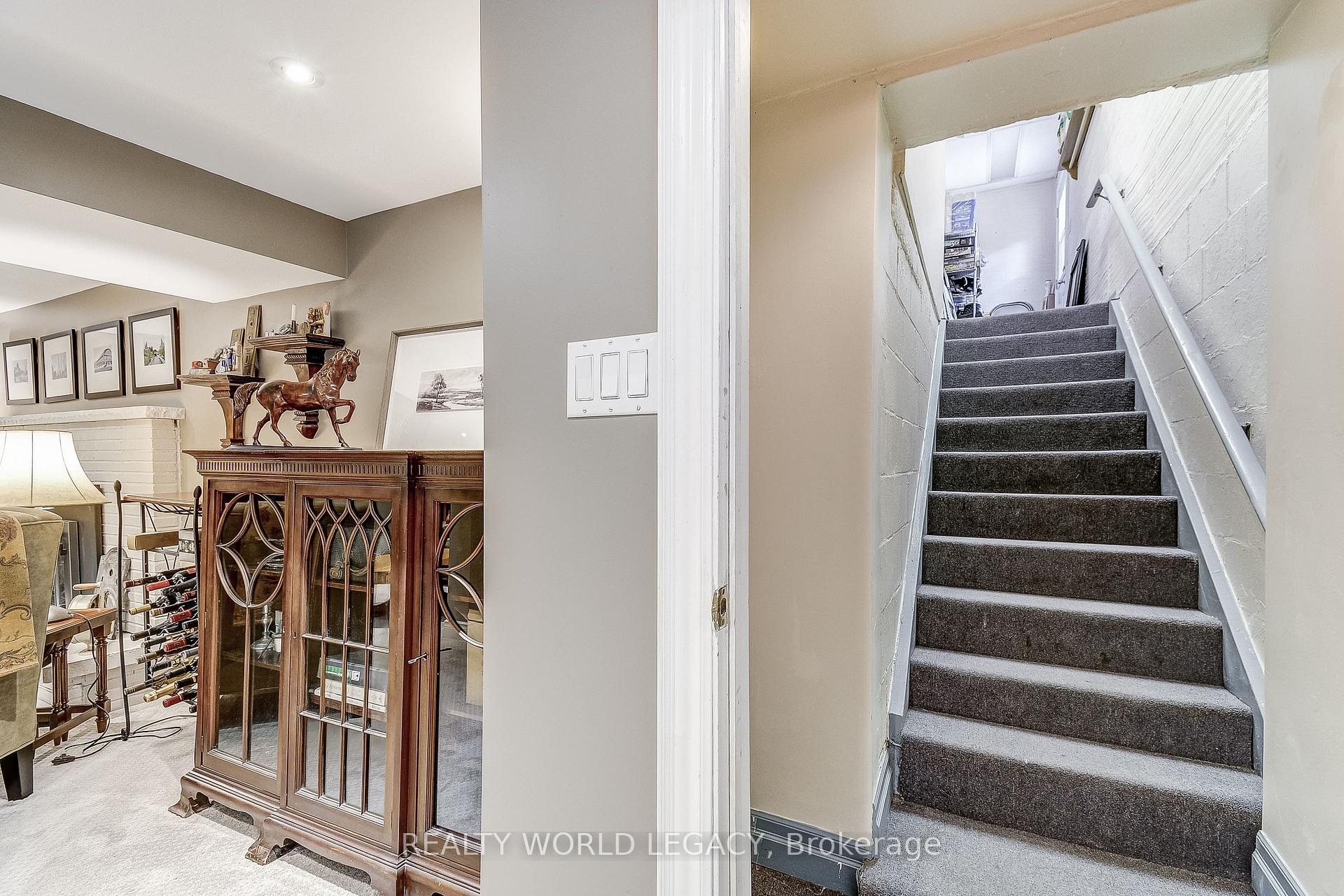 Photo 36 of 81 Garden Avenue, Hamilton, Ancaster — HOMEH