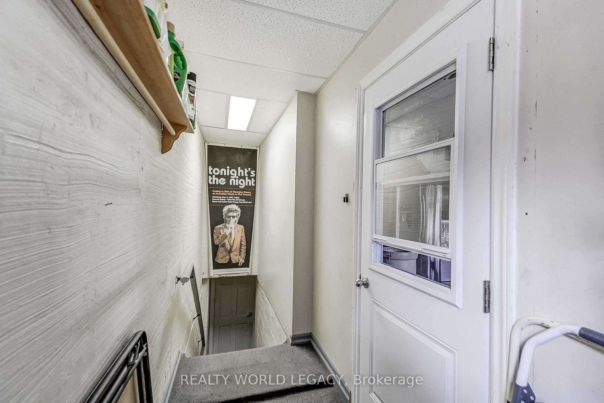 Photo 37 of 81 Garden Avenue, Hamilton, Ancaster — HOMEH