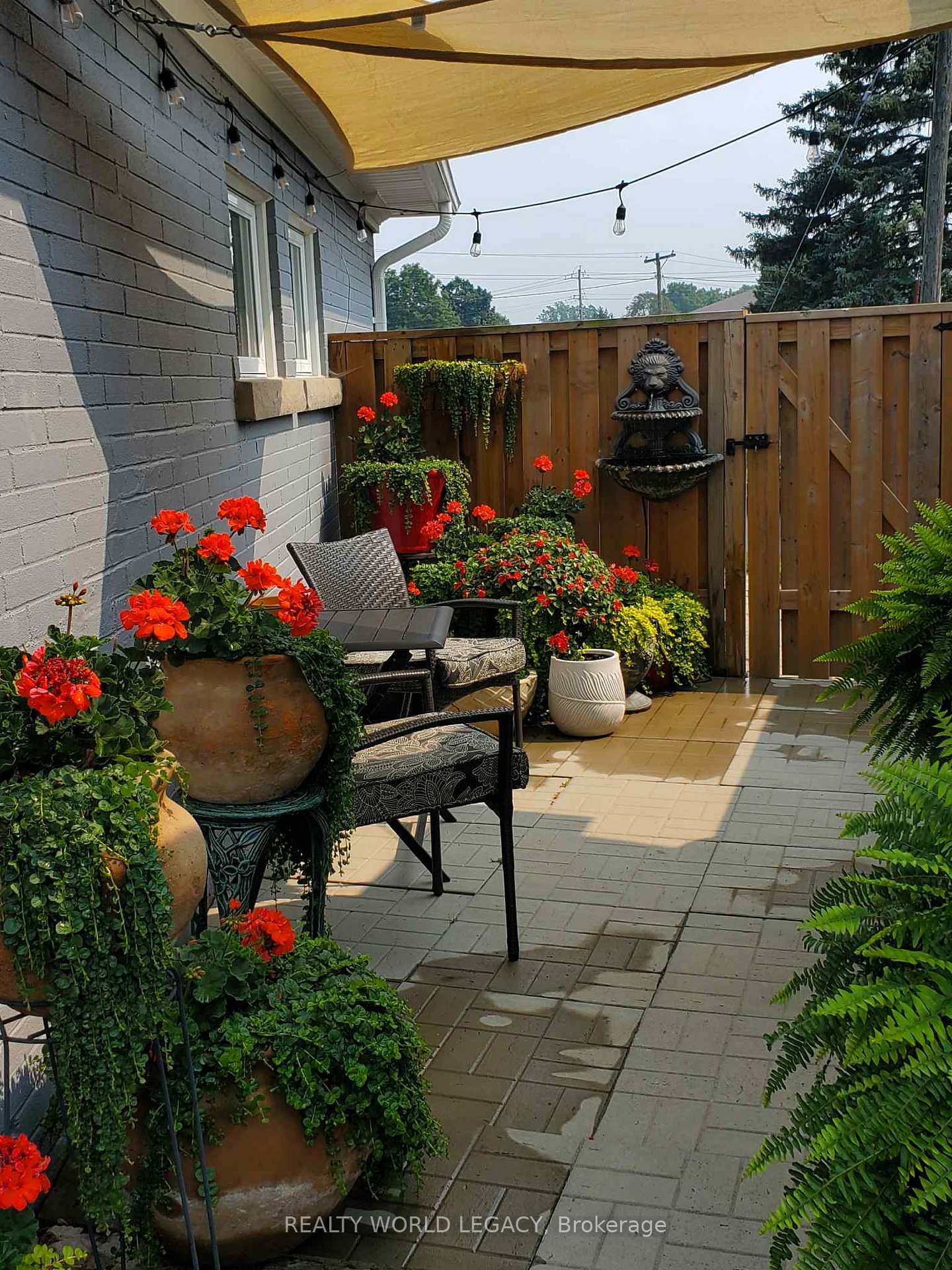 Photo 42 of 81 Garden Avenue, Hamilton, Ancaster — HOMEH