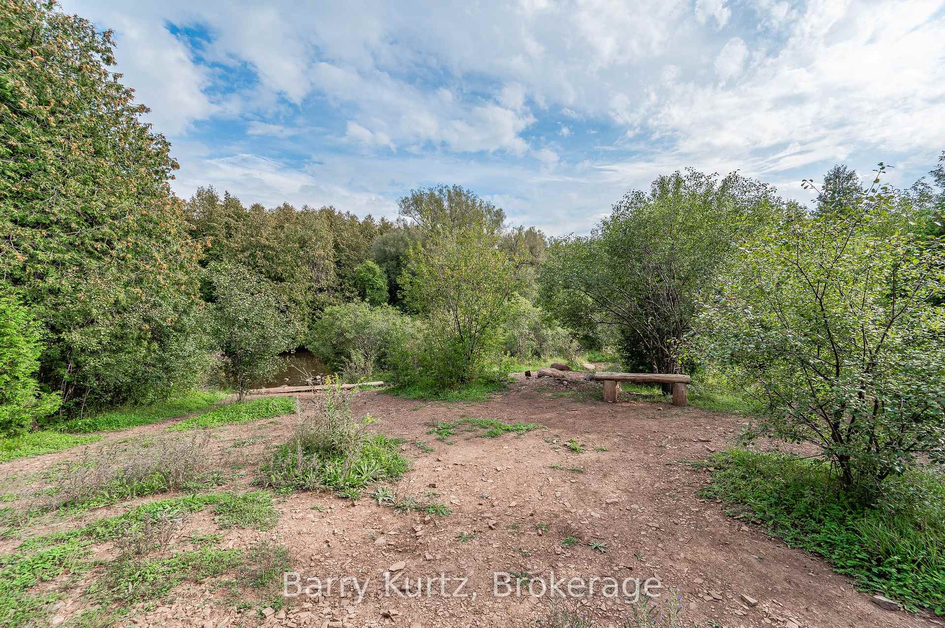 Photo 5 of 739 Stone Road E, Guelph, York/Watson Industrial Park — HOMEH
